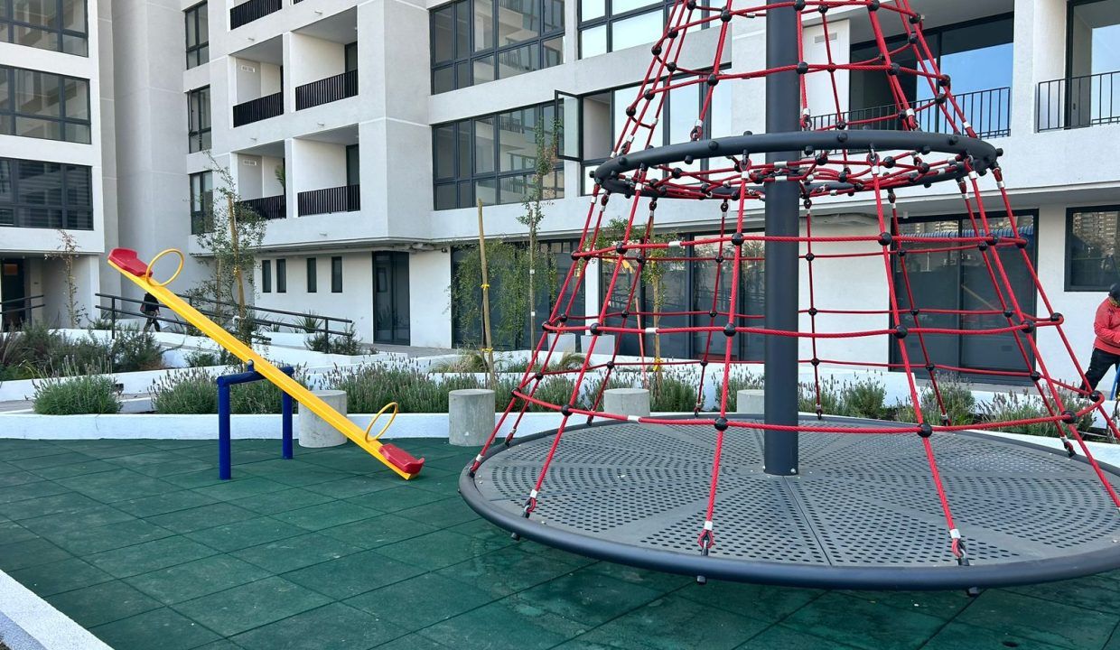 Guillermo-Mann-1305 00029